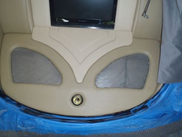 Speaker grills finally in :)