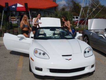 Hooter's  2013