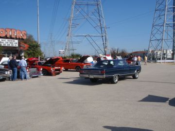 Hooter's  2013