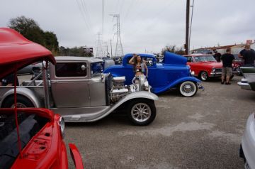 Hooter's Car Show 2014_1