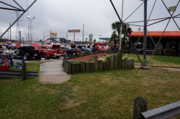 Hooter's Car Show 2014_2