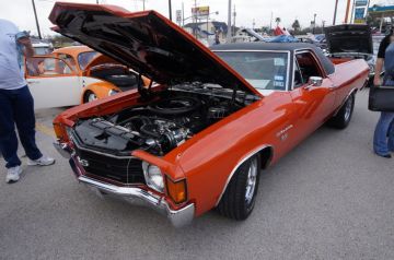 Hooter's Car Show 2014_4