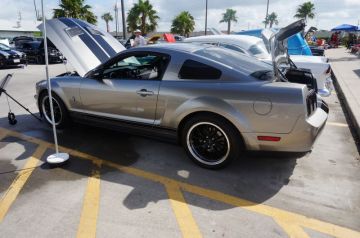 Hooter's Webster Car Show 2014