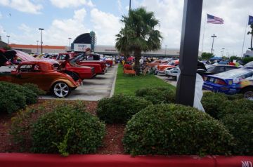 Hooter's 2014_1