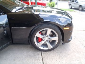 2010 SS Camaro Sporting Red Ostrich Inserts 