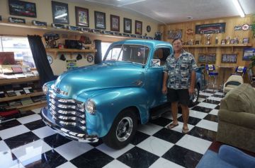 52 Chevy PU