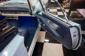 Baby Blue T-Bird_5