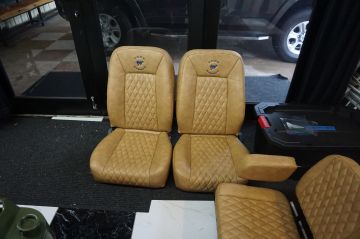 Bronco Seats_1