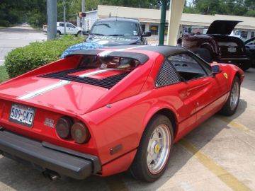 Ferrari w/ red piping accents !!!