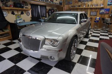 Jamar's Chrysler 300_2