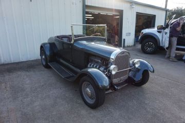 Karen's 1928 Roadster_1