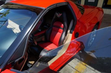 Red/Black Vette