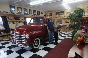 Staley's '53 Chevy P/U