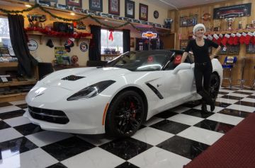 Trish's 2015 Vette - PURRRRR