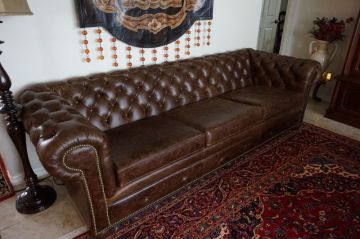 Beautiful Leather Couch_3
