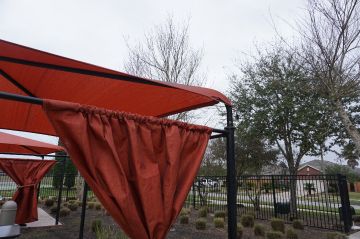 Outdoor Awnings & Curtains_3